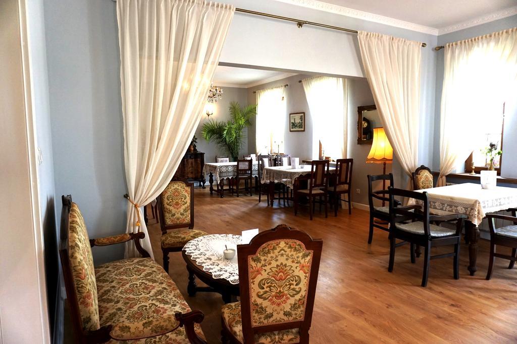 Dwor Osmolice Bed & Breakfast Bialki Dolne Luaran gambar
