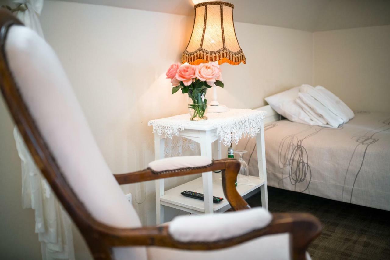 Dwor Osmolice Bed & Breakfast Bialki Dolne Luaran gambar