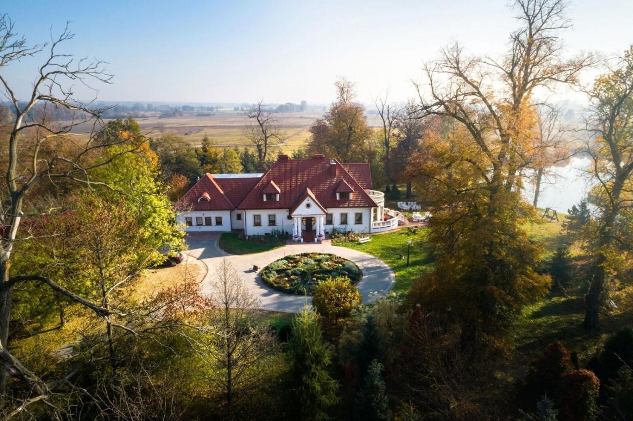 Dwor Osmolice Bed & Breakfast Bialki Dolne Luaran gambar